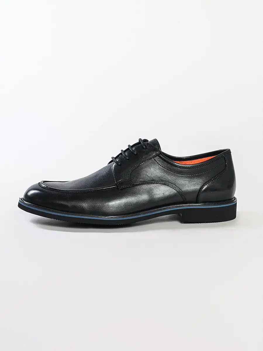 Туфли-дерби черного цвета на низком каблуке